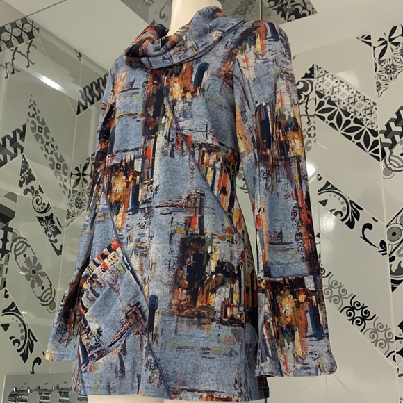 NWT🇨🇦Canadian Made🌺Michael Tylor Abstract Print Cowl Neck Tunic - Picture 4 of 15